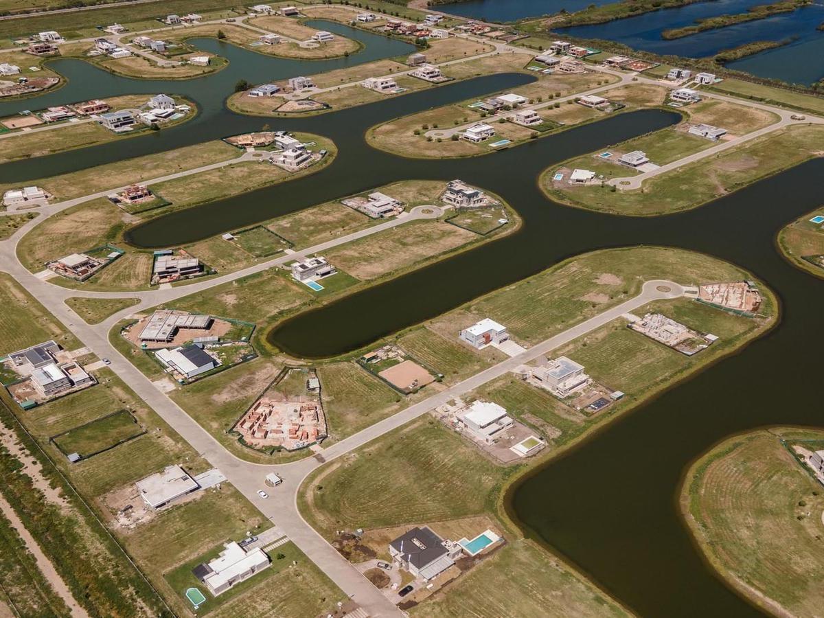 Lote en Venta Barrio Privado Magallanes Pueblos del Plata Hudson 2