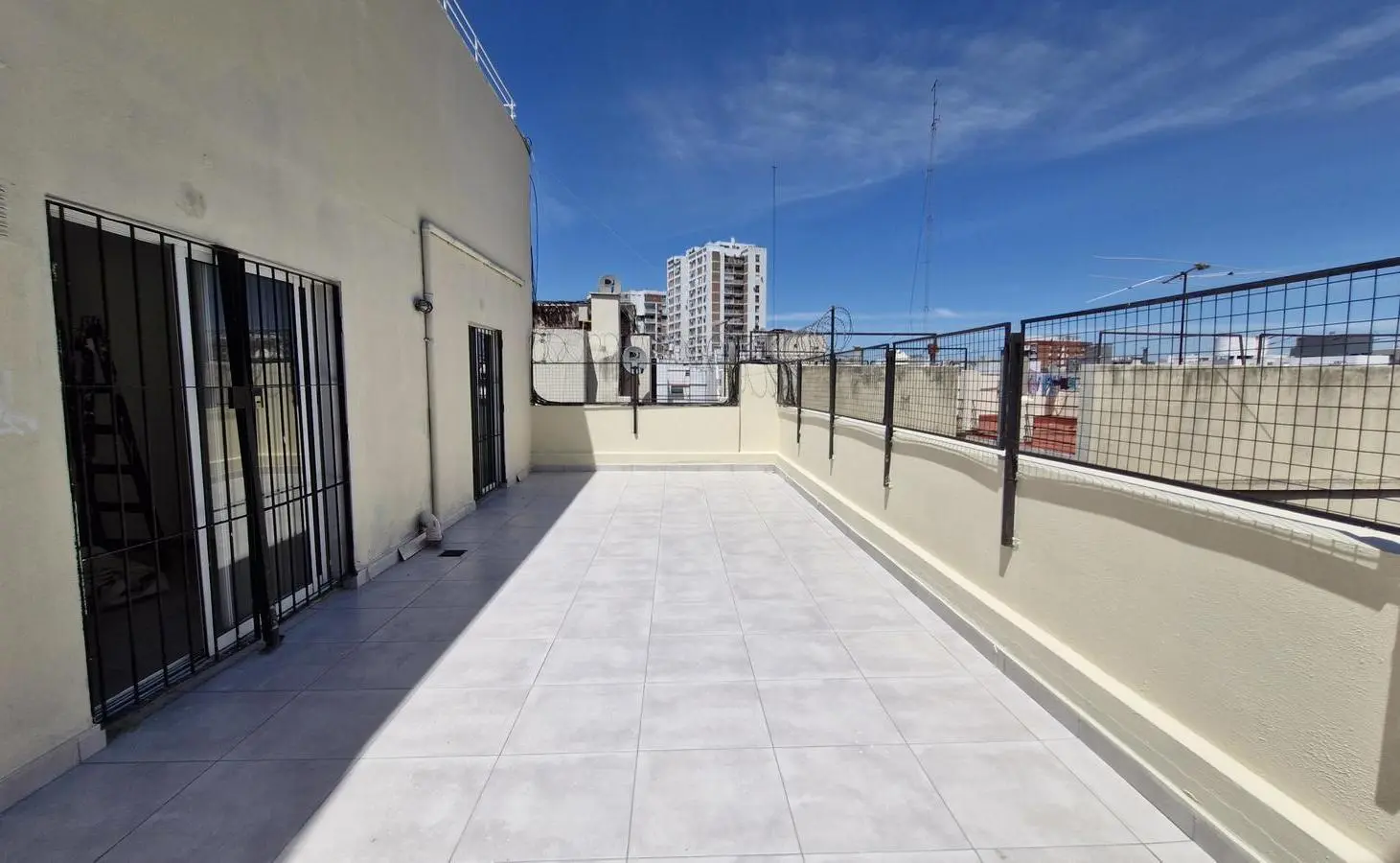 Paquete expensas,agua, ABL | 2 Ambientes con terraza propia - Belgrano 3