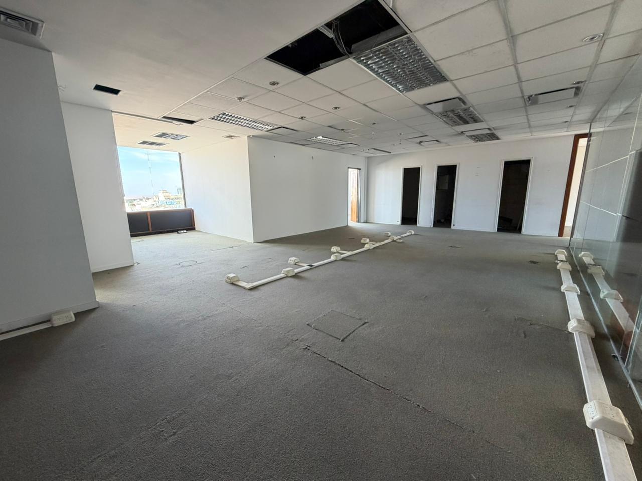 Foto de Oficina de Categoría 430 m² | Piso Alto | Vista al Río | 4 Cocheras, imagen 3