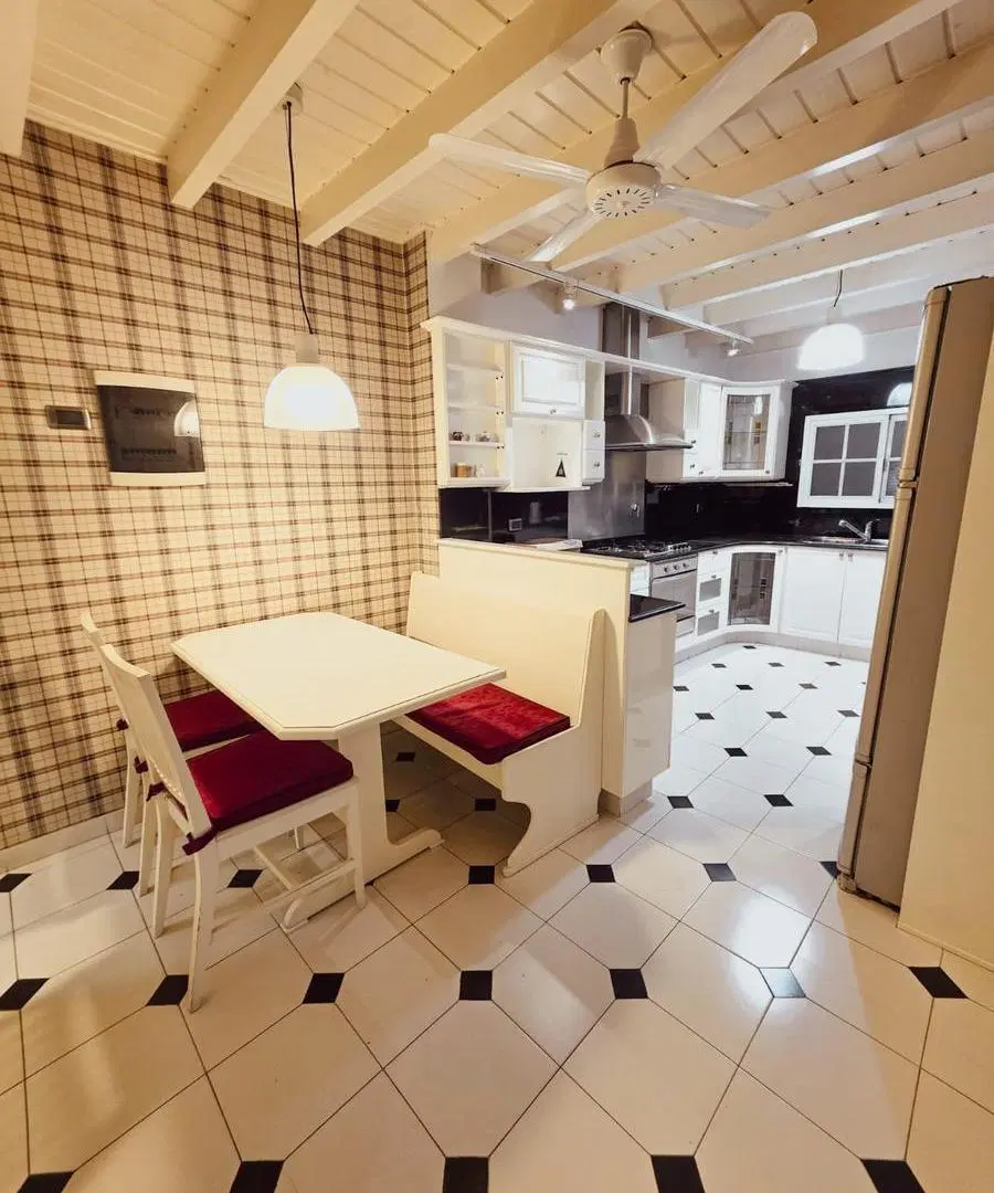 Piso Completo 231 m² | Entrada Independiente | Apto Profesional 4