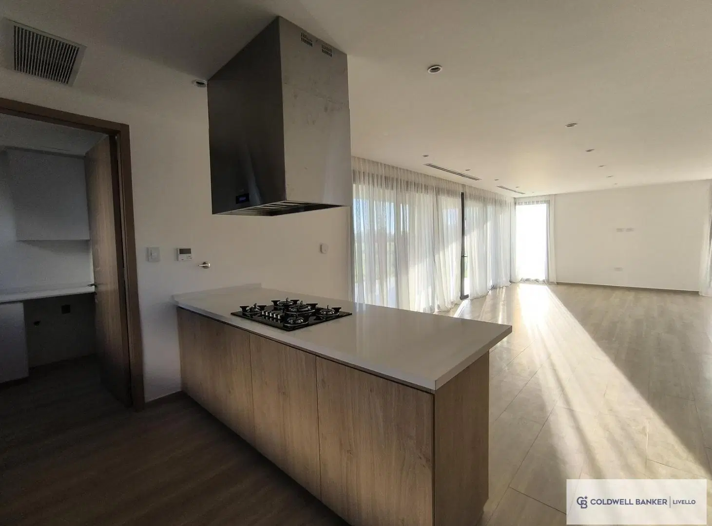 Casa  en Venta Canning Chico 5