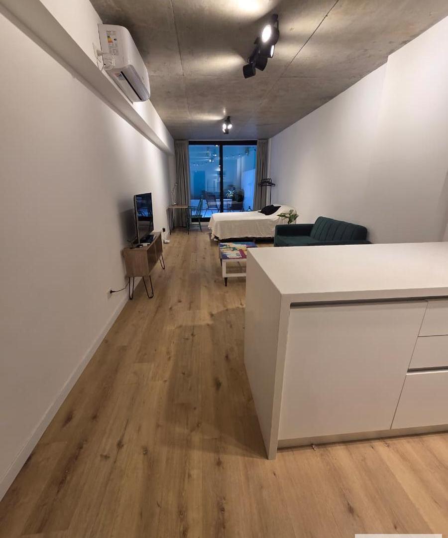 Foto de MONOAMBIENTE CON GRAN PATIO PROPIO Y AMENITIES EN COGHLAN, imagen 3