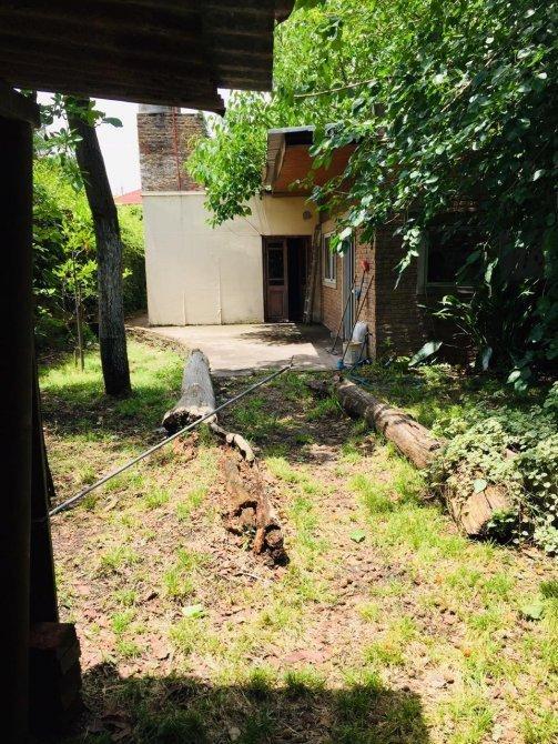 Casa + dpto ! sobre lote de 50Mts de Fondo