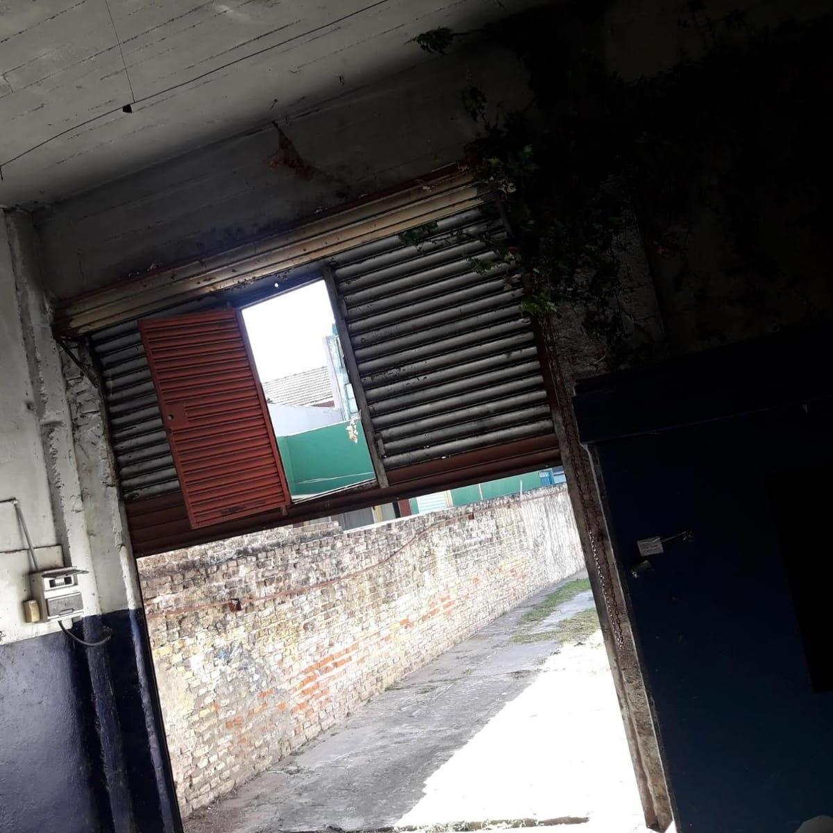 Foto de GALPON con VIVIENDA EXCELENTE UBICACION, imagen 5