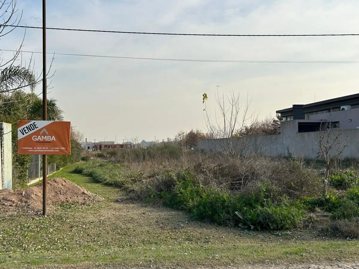 Hermoso Lote en Brandsen con Excelente Ubicación ! 2