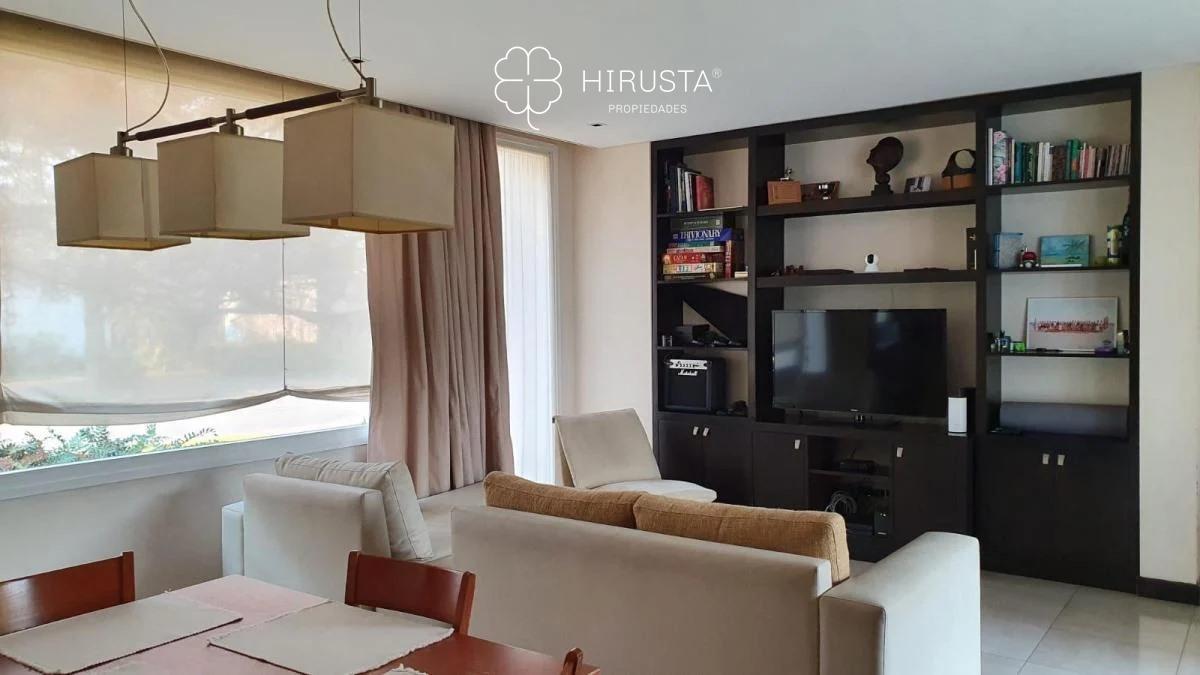 CASA EN VENTA- MAYLING CLUB DE CAMPO - 5 DORM - ASCENSOR - HIRUSTA PROPIEDADES