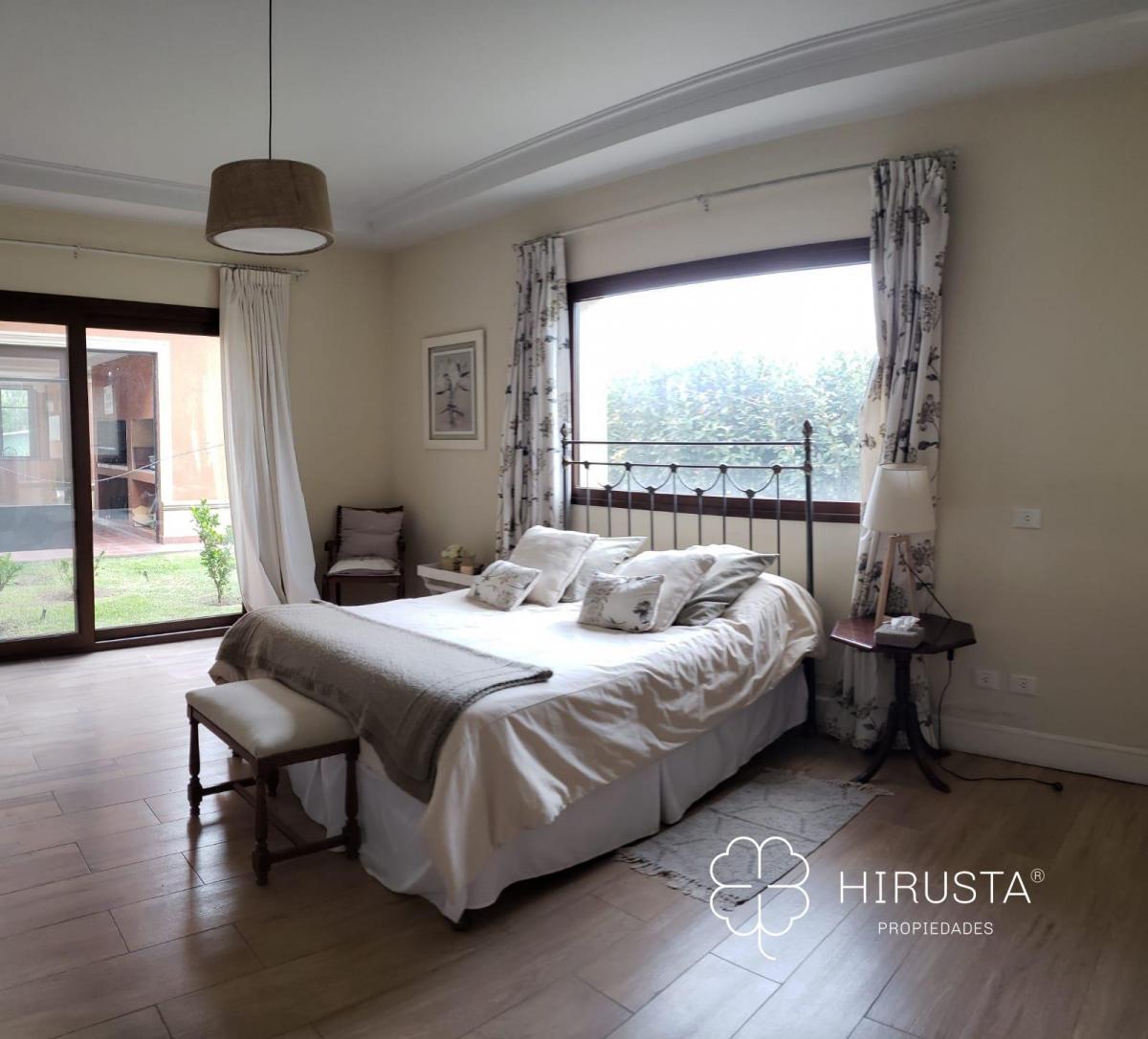 Casa en Venta en Pilará 5 Dorm. 3