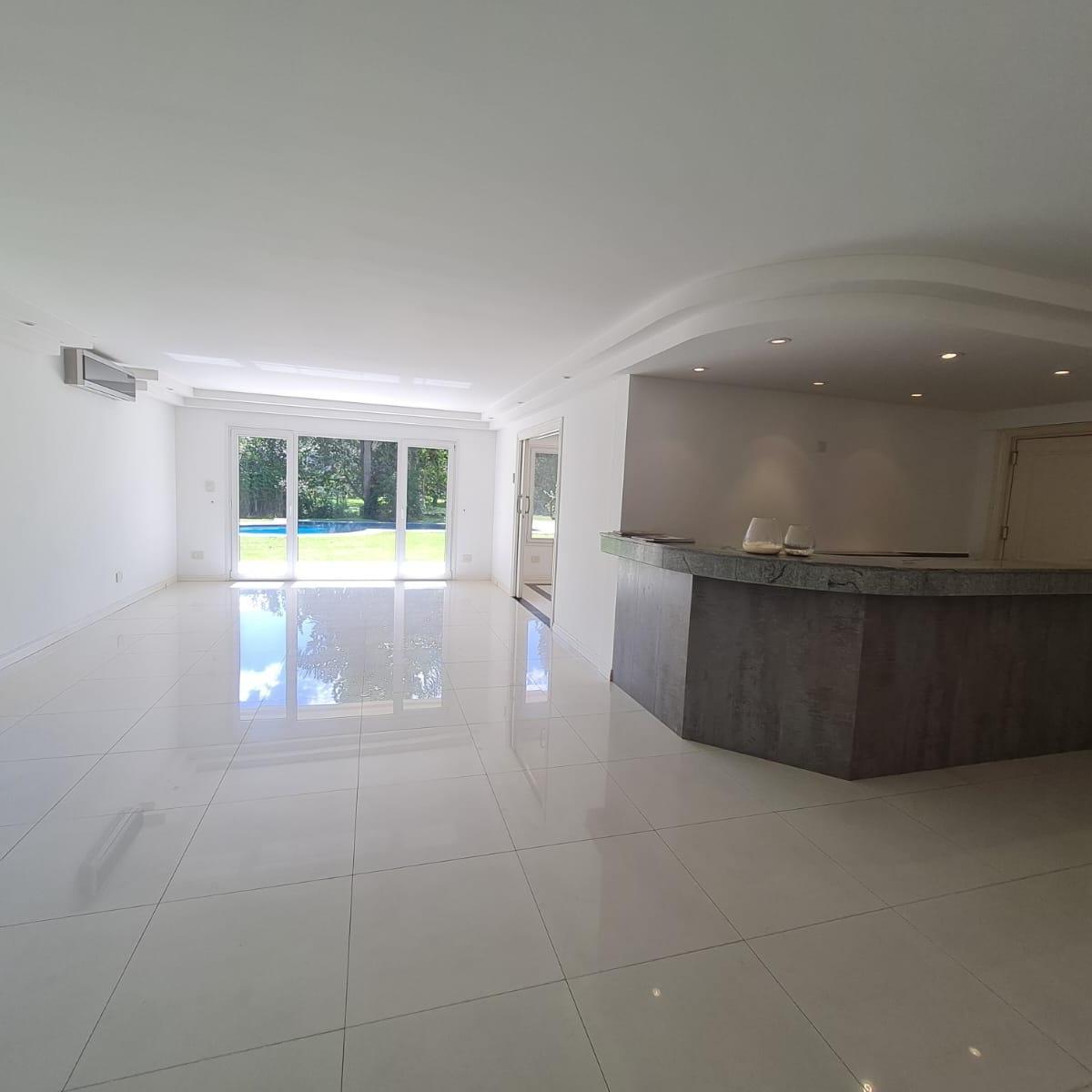Casa en Venta y Alquiler Ayres de Pilar - Hirusta Propiedades 5