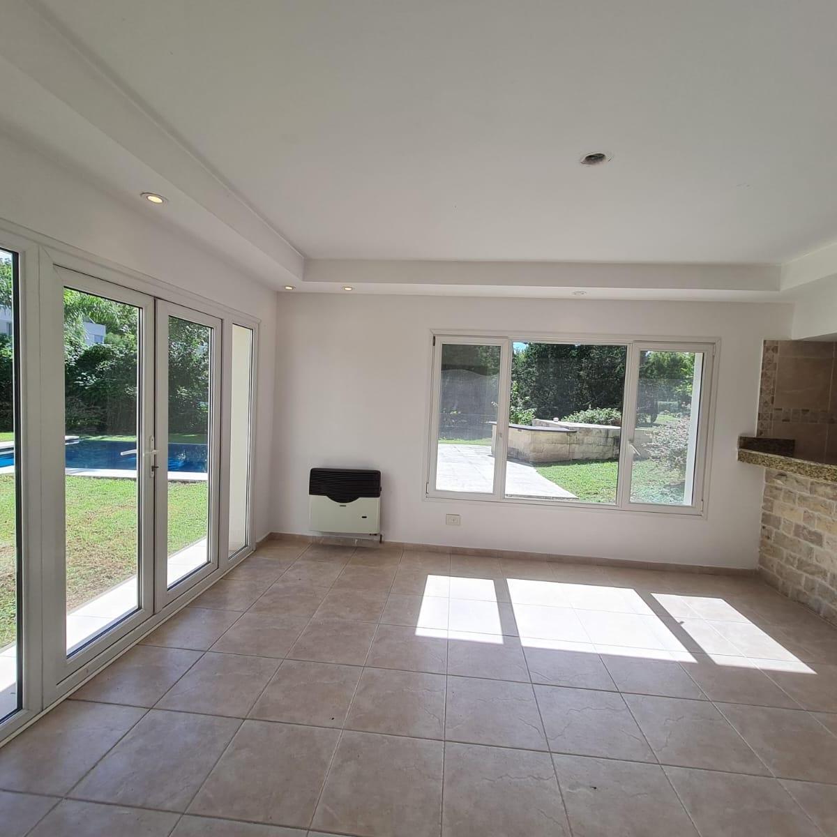 Casa en Venta y Alquiler Ayres de Pilar - Hirusta Propiedades 4