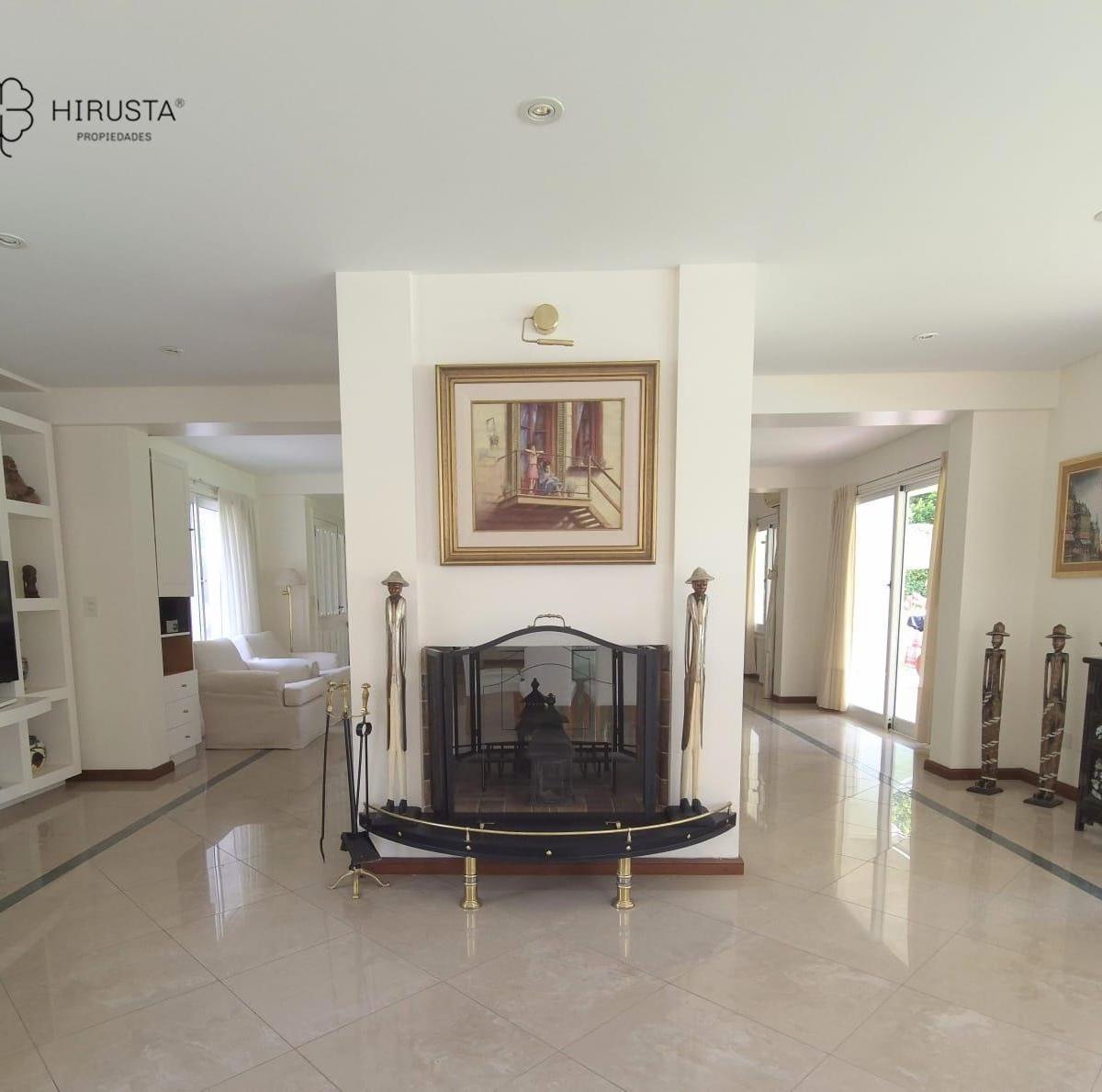Casa con 2296 m² y 3 dormitorios en venta en Mayling