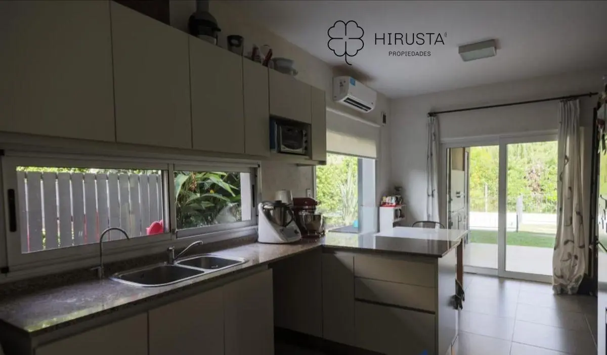 CASA EN VENTA EN AYRES PLAZA+3 DORMITORIOS+2 BAÑOS+TOILETTE+DEP DE SERVICIO+LAVADERO+APTO CREDITO 8