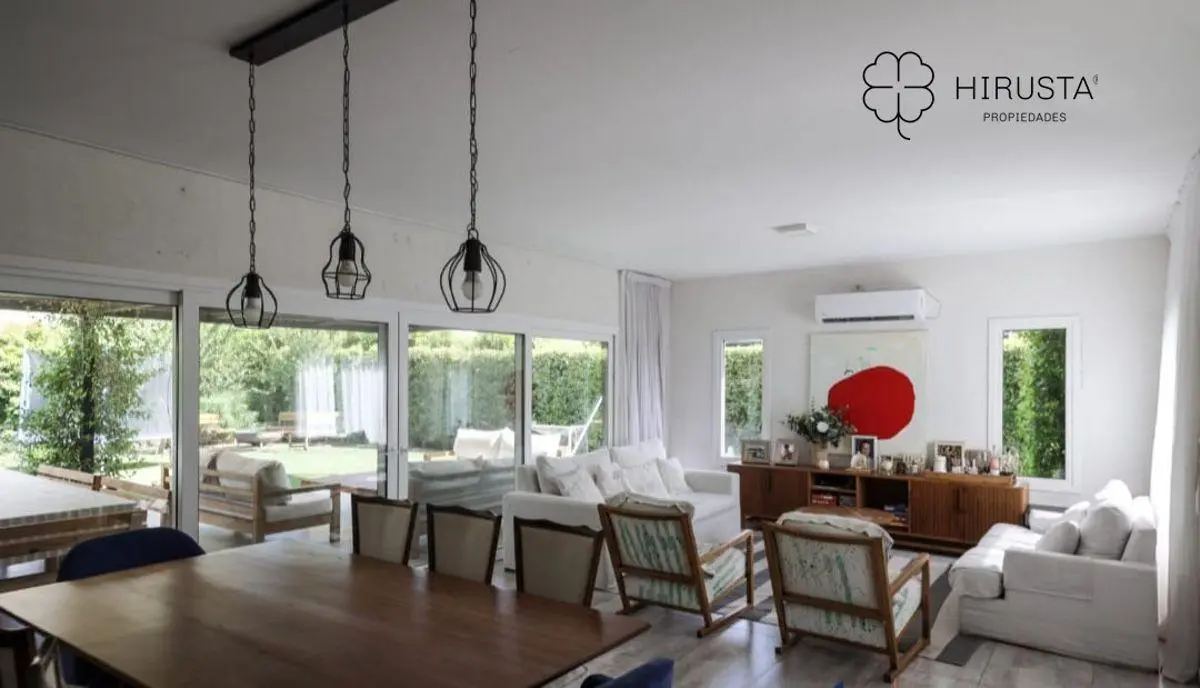 CASA EN VENTA EN AYRES PLAZA+3 DORMITORIOS+2 BAÑOS+TOILETTE+DEP DE SERVICIO+LAVADERO+APTO CREDITO 3