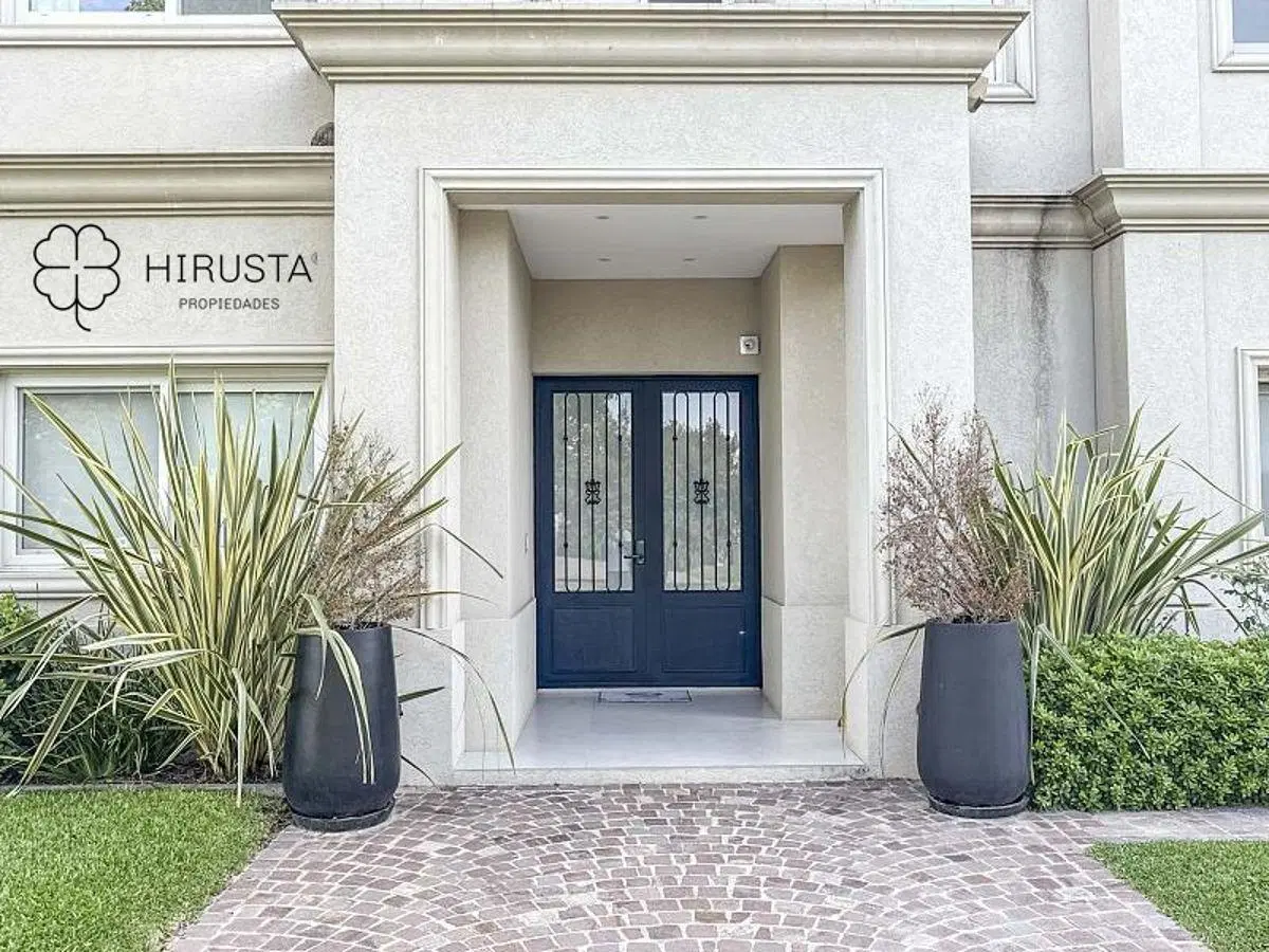 CASA MODERNA EN VENTA AYRES PLAZA 5 DORMITORIOS+VESTIDOR+DEPENDENCIA+LAVADERO+QUINCHO+APTO CREDITO 2