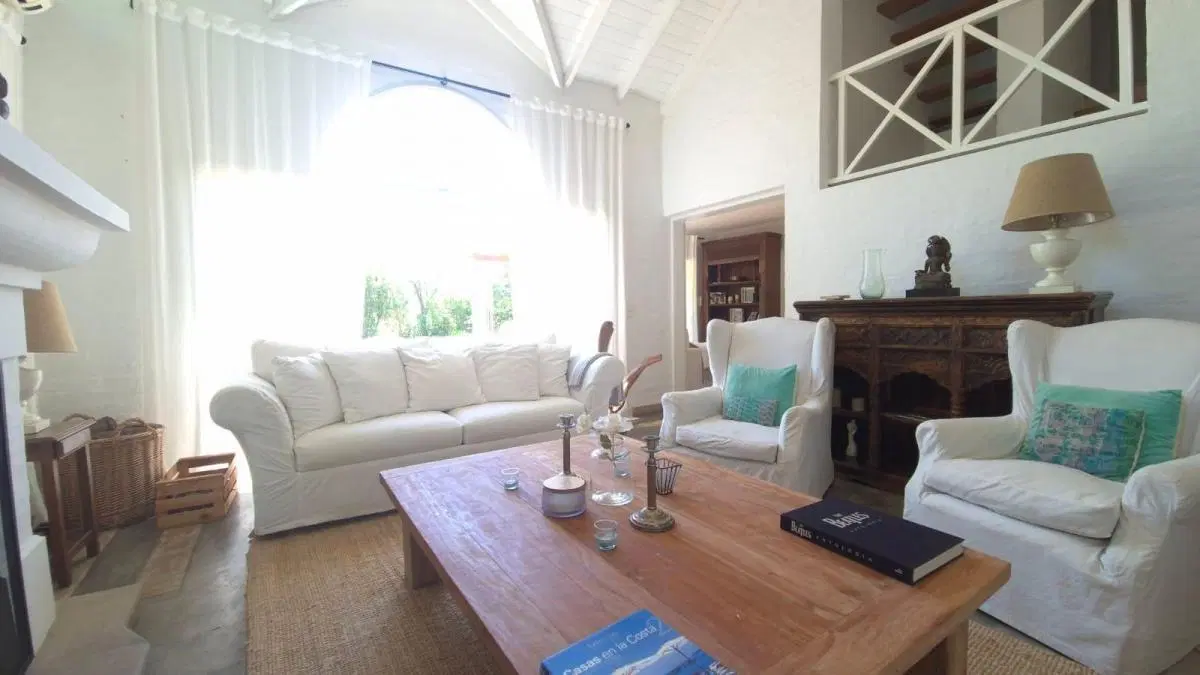 Alquiler Anual en Mayling amoblada 3 Dorm + Playroom + Dep de Servicio + Lavadero + Pileta 1