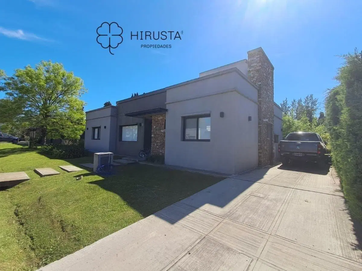 Casa en Venta Manzanares Chico 2 Dorm + Dep de Servicio/escritorio + Lavadero+gran jardin/parrilla 5