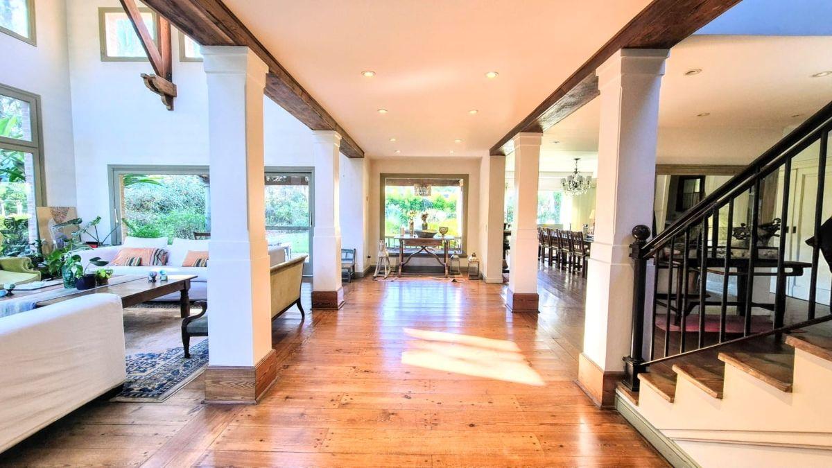 EXCELENTE CASA EN VENTA - 5 DORM -MAYLING CLUB DE CAMPO - HIRUSTA PROPIEDADES