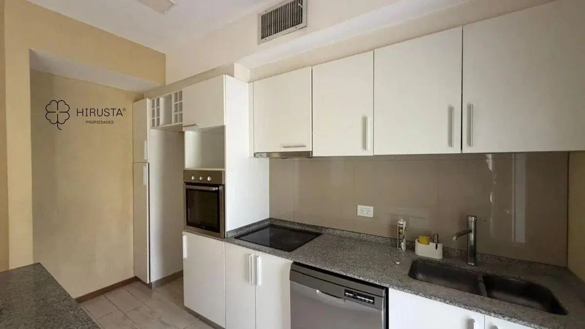 CASA EN VENTA APTO CREDITO+3 DORMITORIOS 1 SUITE CON VESTIDOR + TOILETTE GALERIA CON PARRILLA Y PILE 5