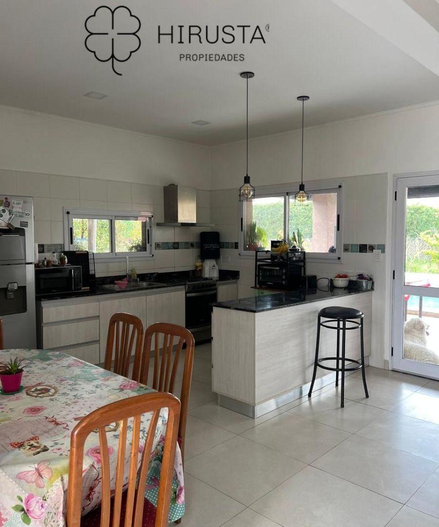 Foto de casa en venta apto credito+4 dormitorios+lavadero+parrilla+pileta+cocher, imagen 5