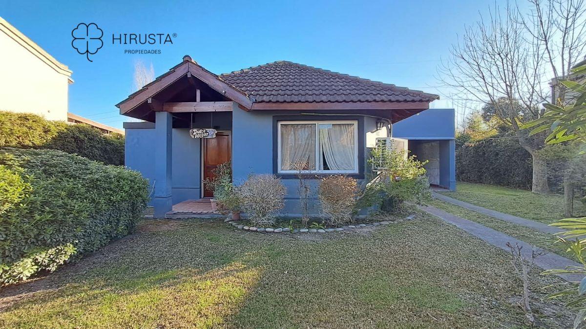 Foto de CASA EN VENTA EN BARRIO LOS SAUCES+2 DORM+2 BAÑOS+PARRILLA+COCHERA, imagen 1