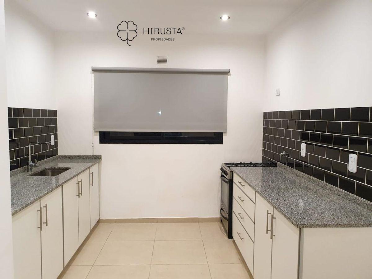 Foto de casa en venta 4 dormitorios+escritotio+ 2 baños+toilette+lavadero +los, imagen 5