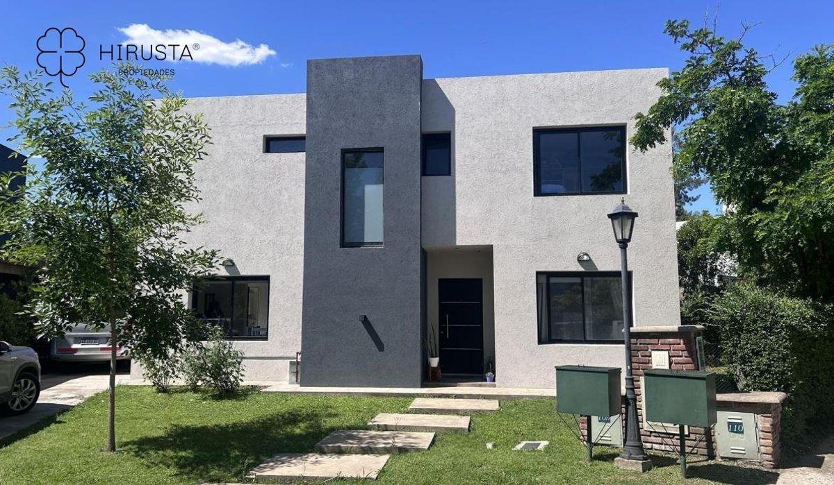 Foto de casa en venta 4 dormitorios+escritotio+ 2 baños+toilette+lavadero +los, imagen 1