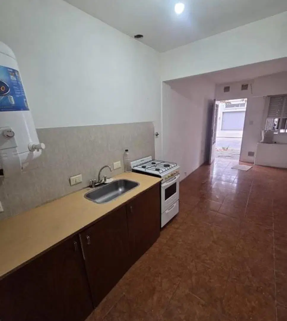 DEPARTAMENTO 2 AMB CON PATIO PLANTA BAJA VILLA BOSCH 4