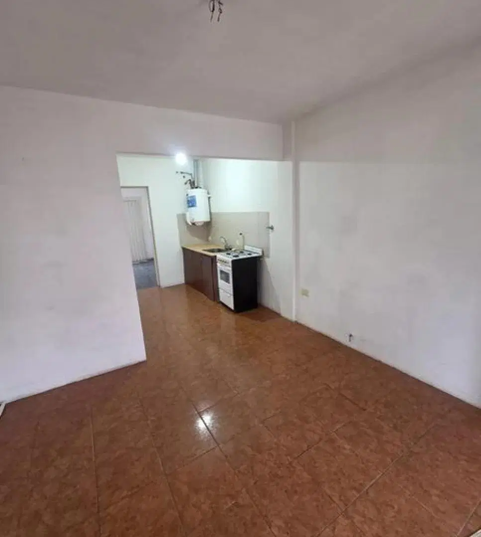 DEPARTAMENTO 2 AMB CON PATIO PLANTA BAJA VILLA BOSCH 5