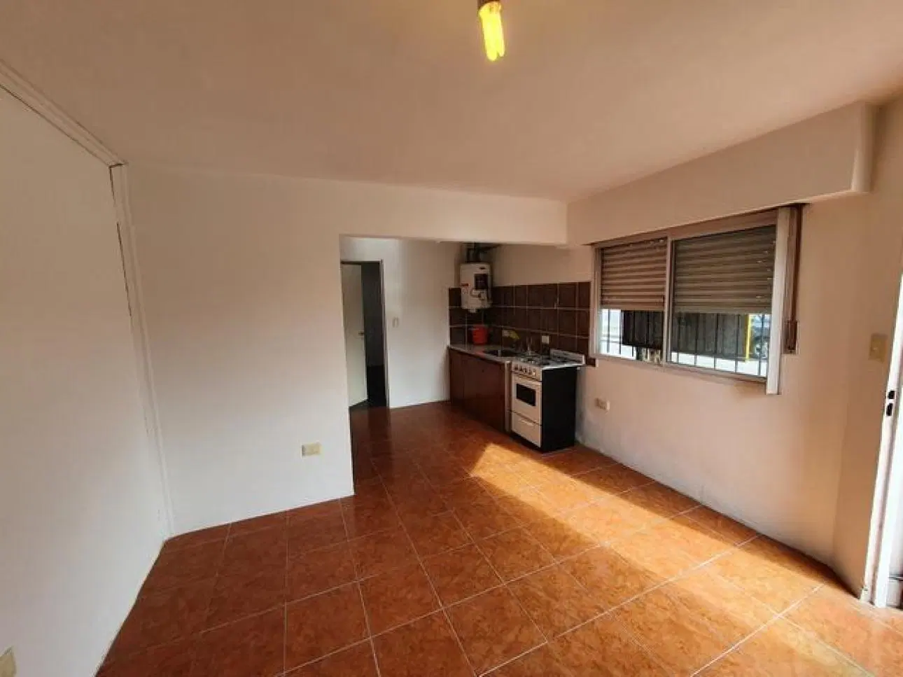 DEPARTAMENTO 2 AMB CON PATIO VILLA BOSCH 3