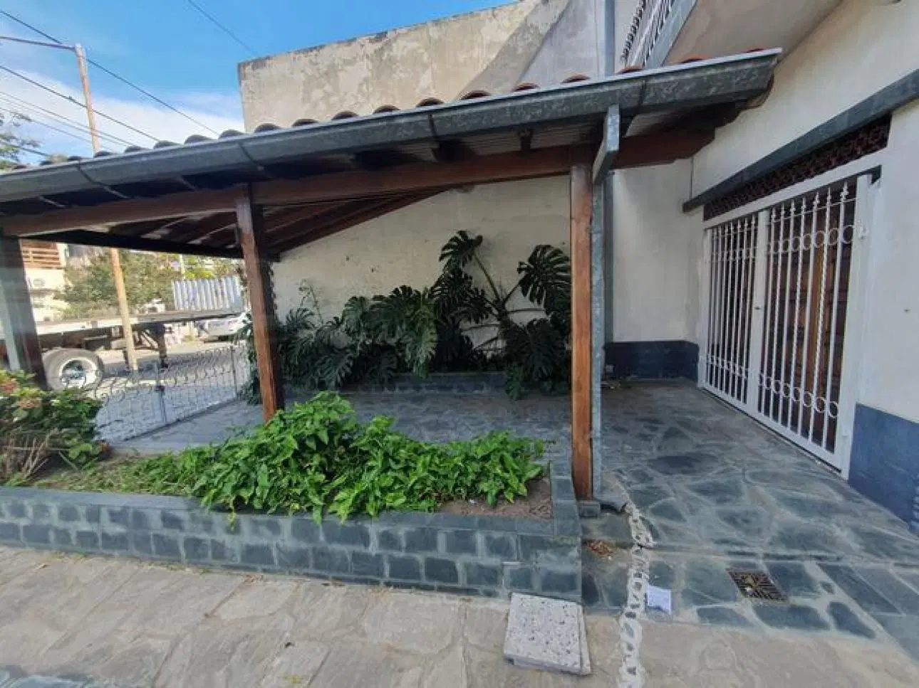 CASA  3 AMB PH PLANTA BAJA CON COCHERA SAN MARTIN APTO CREDI 2