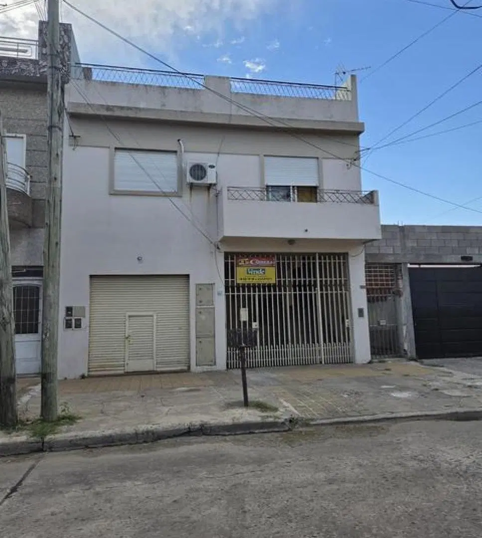 CASA  3 AMB PH PLANTA BAJA CON COCHERA SAN MARTIN 5