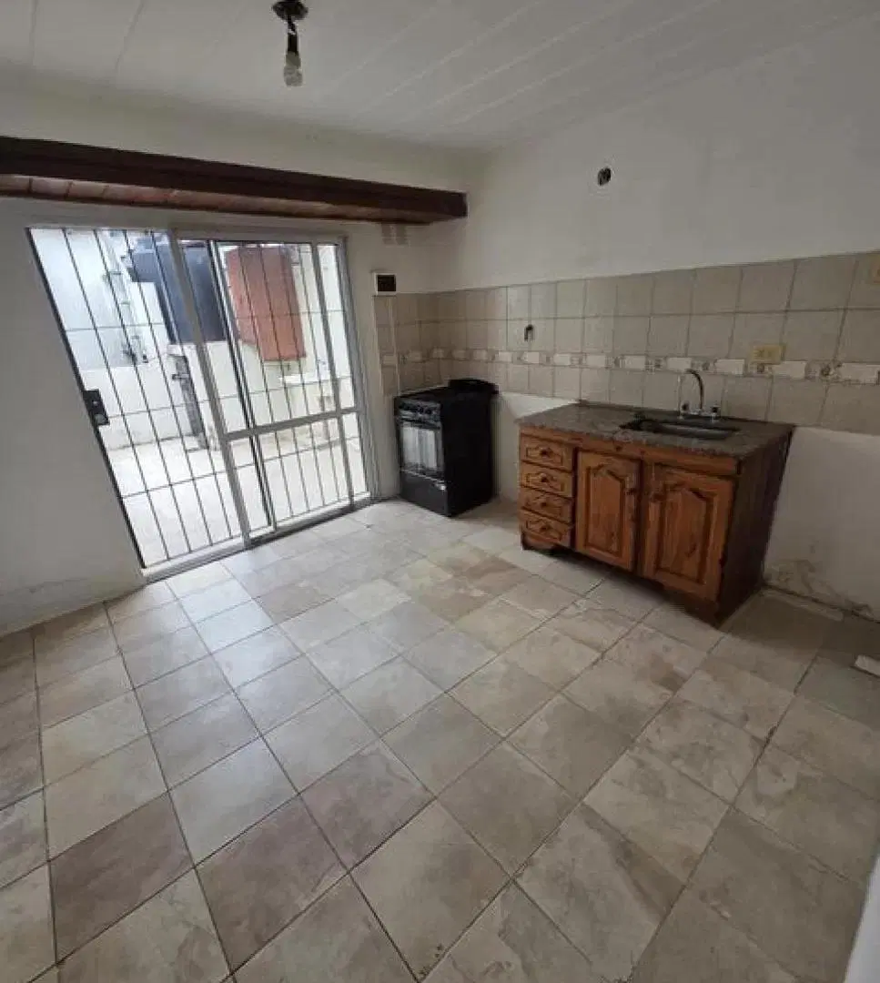 DEPARTAMENTO 2 AMB CON PATIO VILLA BOSCH SIN EXPENSAS 3