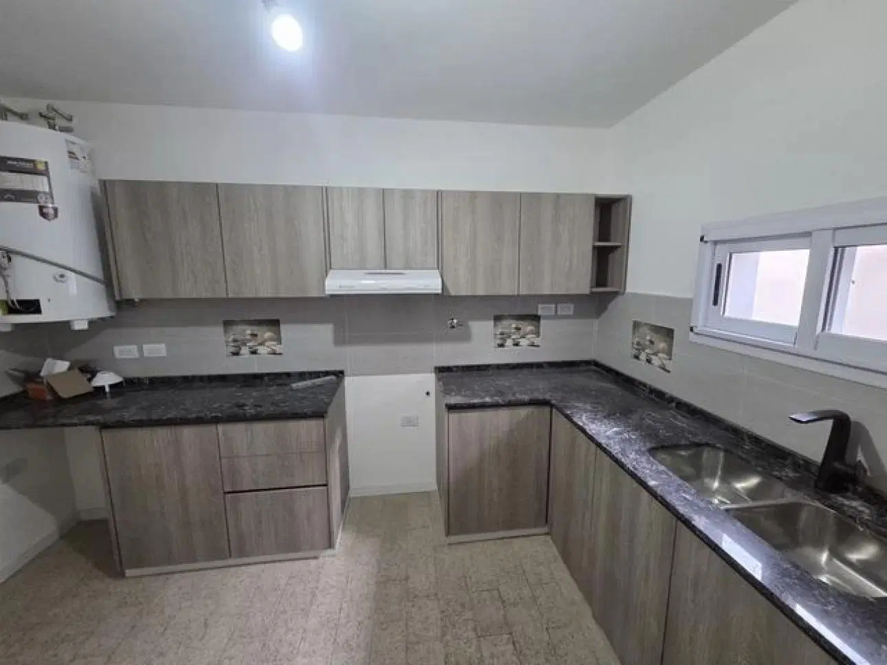 DEPTO  3 AMB PH PLANTA BAJA CON COCHERA VILLA BOSCH 8