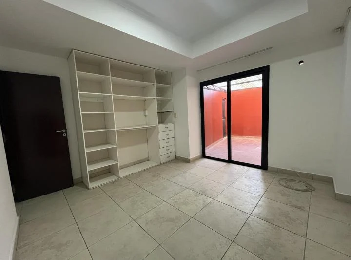 Departamento en Barrio Sur 5