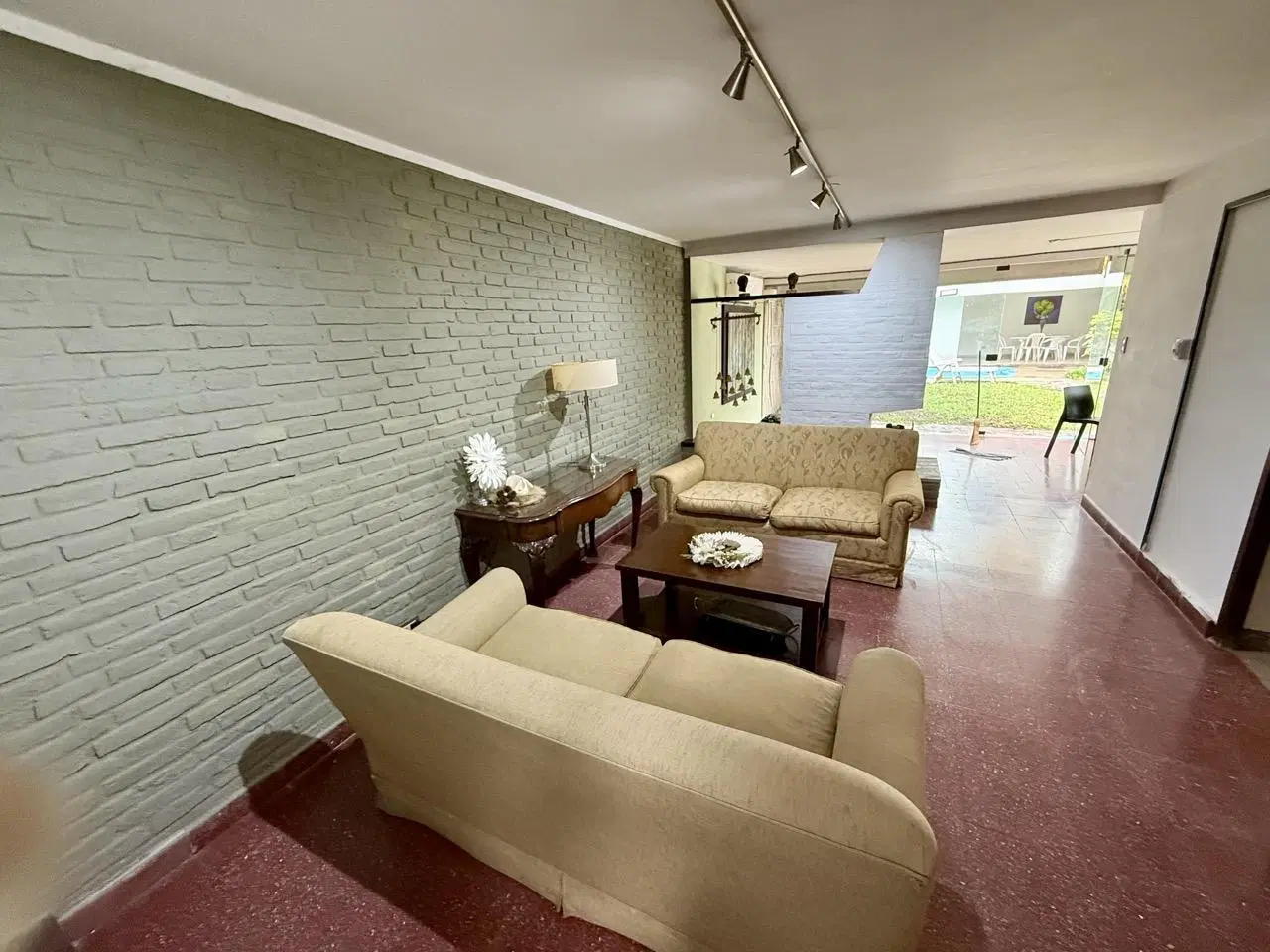 Gran casa en Zona Norte - 4 dorm. 2