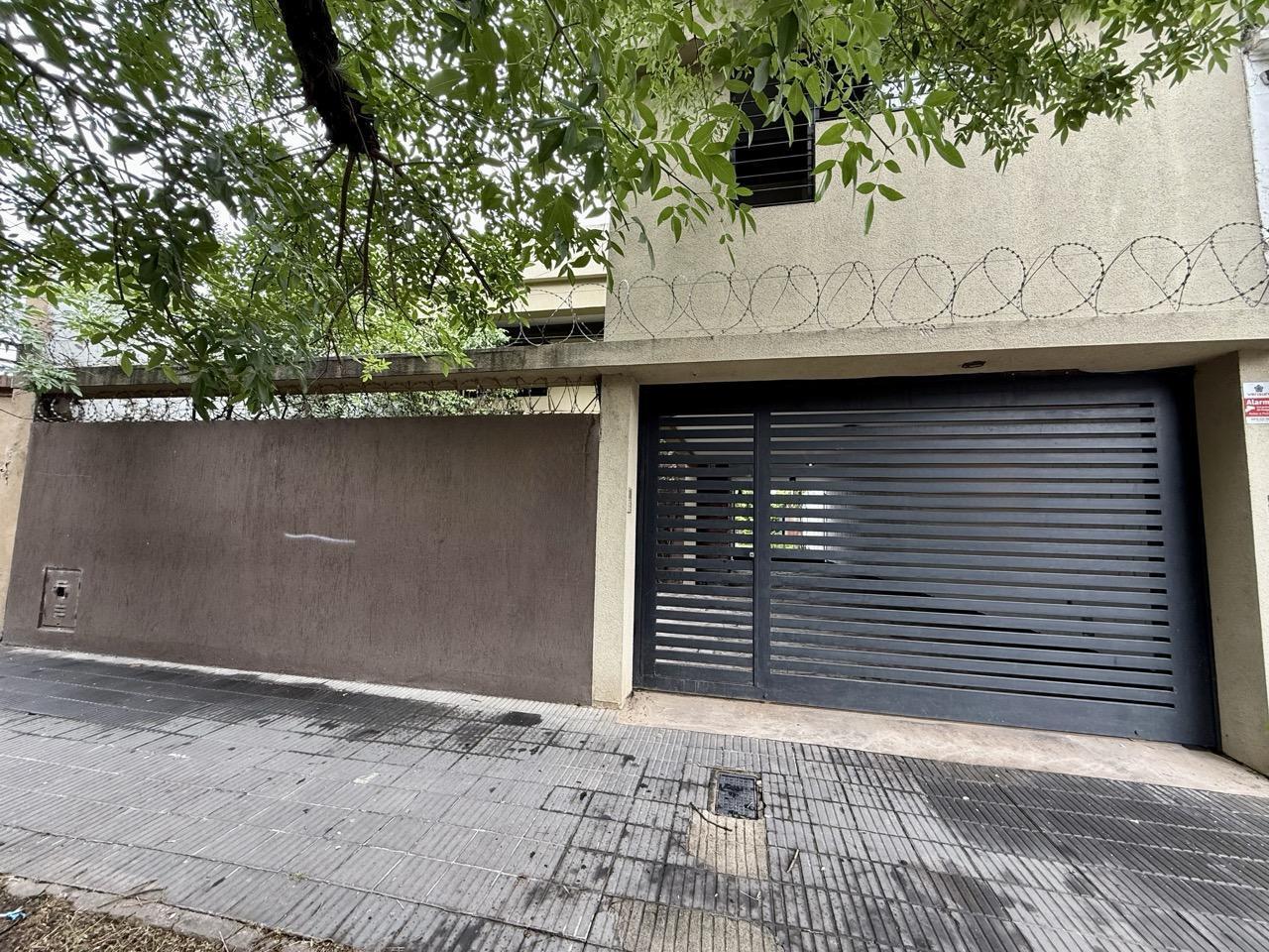 Gran casa en Zona Norte - 4 dorm.
