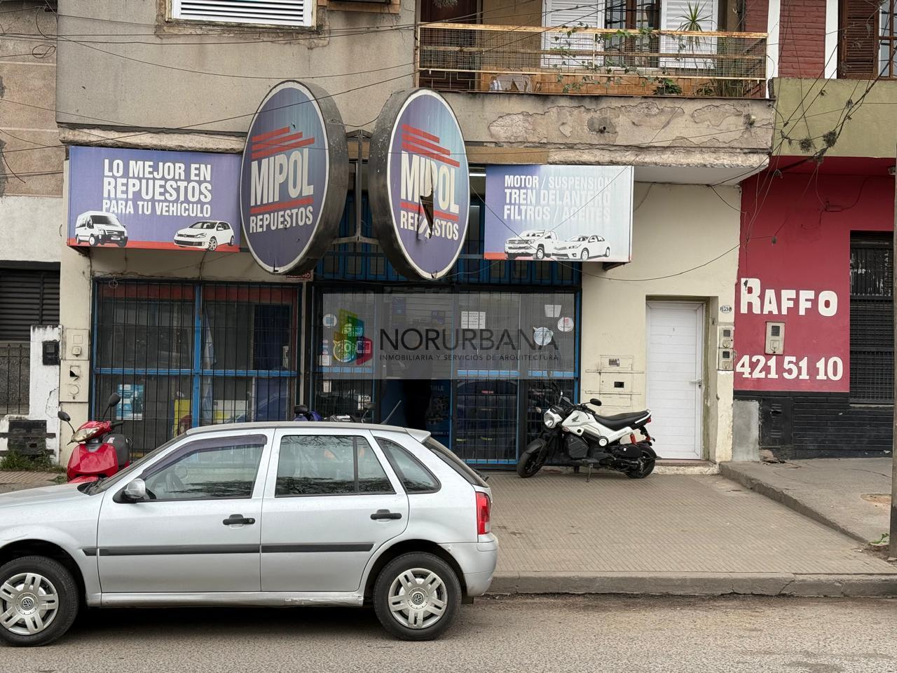 Foto de Local Comercial con Galpón, imagen 2