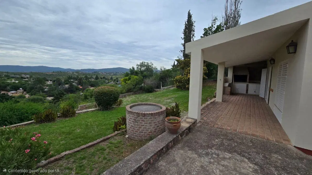 CASA EN ESTANCIA VIEJA I 2 DORMITORIOS GRAN PATIO Y COCHERA 1