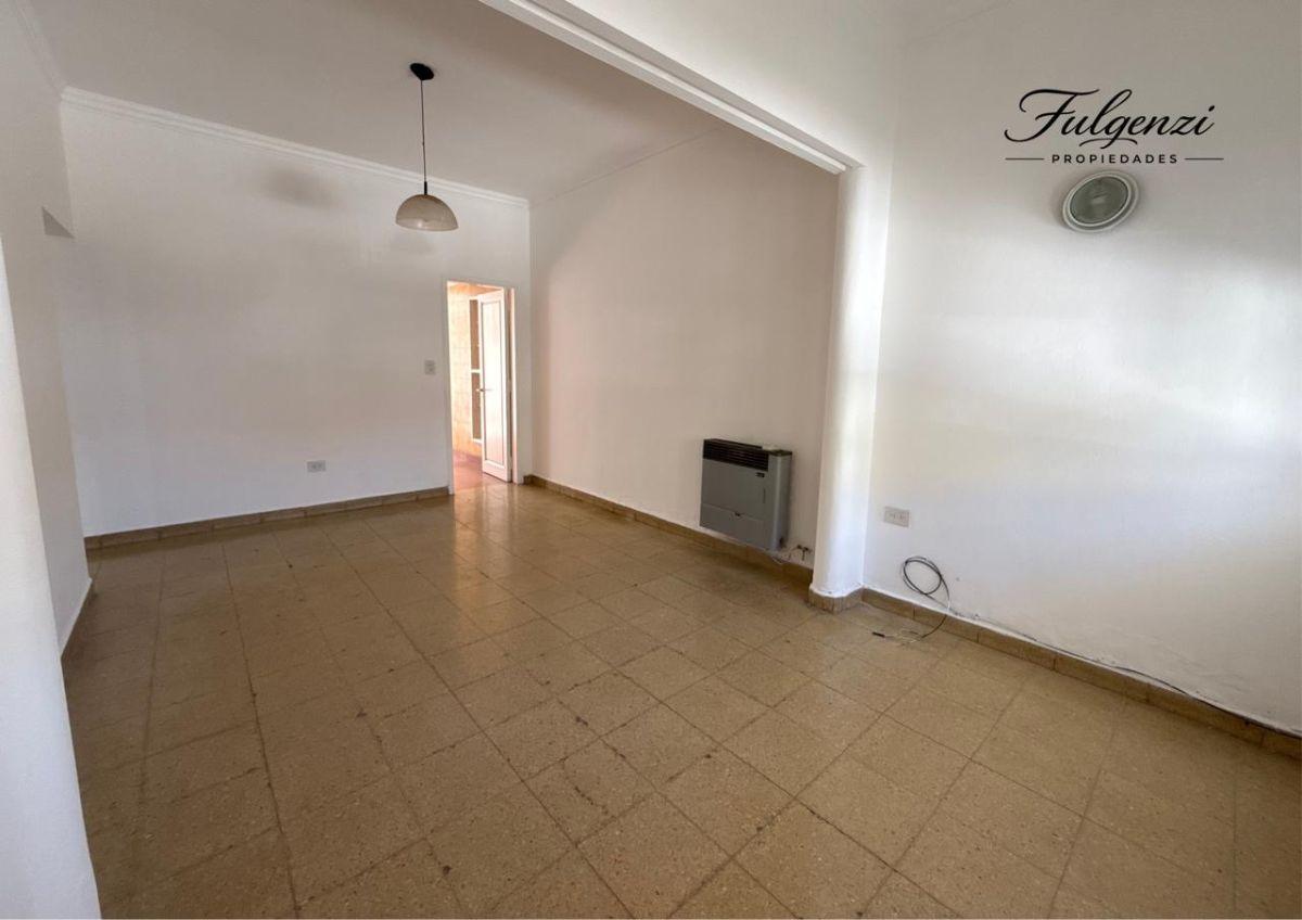 Foto de ALQUILO I CASA I VILLA CABRERA I 2 DORMITORIOS CON PATIO Y COCHERA, imagen 5