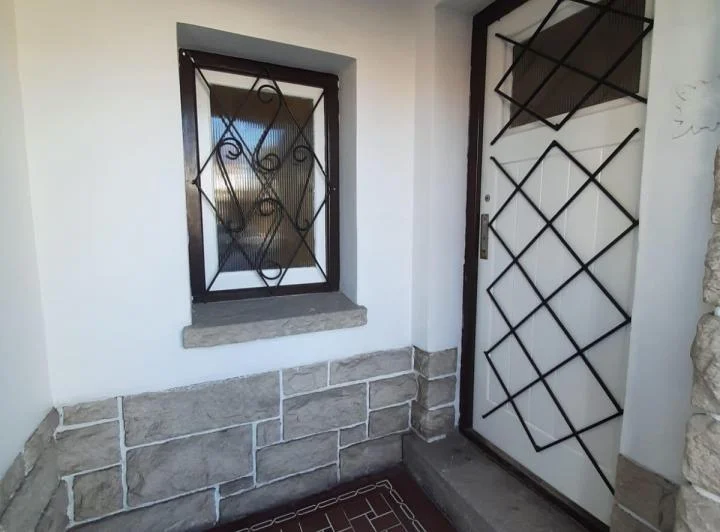 24-36 MESES CHALET 4 AMBIENTES COCHERA PH MACROCENTRO  2