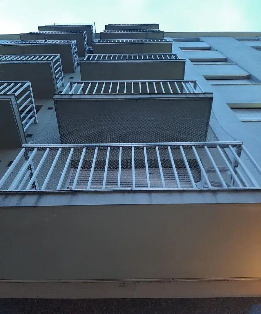 AMPLIO DEPARTAMENTO DE DOS AMBIENTES A METROS DEL MAR Y AVENIDA LIBERTAD 5