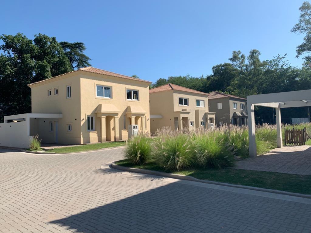 Casa en Venta en Saravi Village, Pilar, G.B.A. Zona Norte