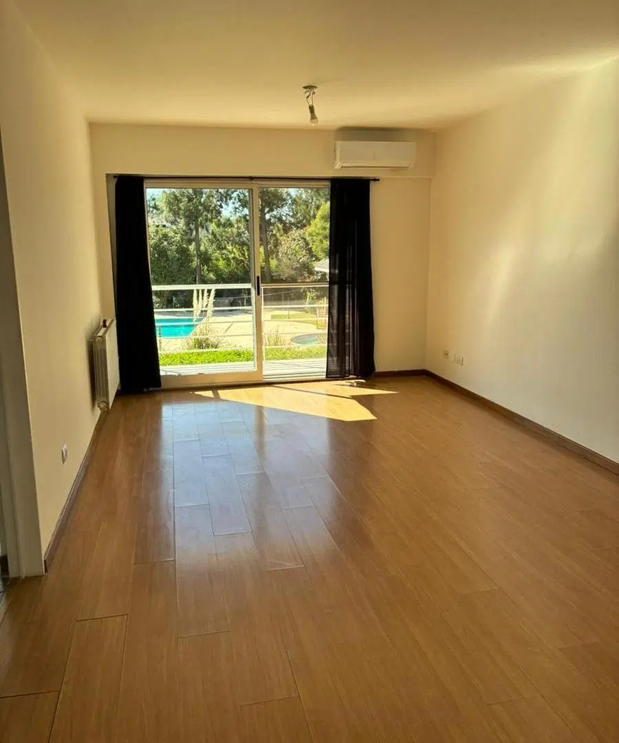 Departamento en alquiler en Barrio Santa Barbara, complejo Laguna 3
