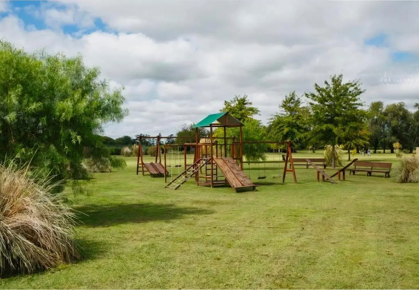Terreno en Venta, al Lago, San Sebastian, Area 10, Escobar 5