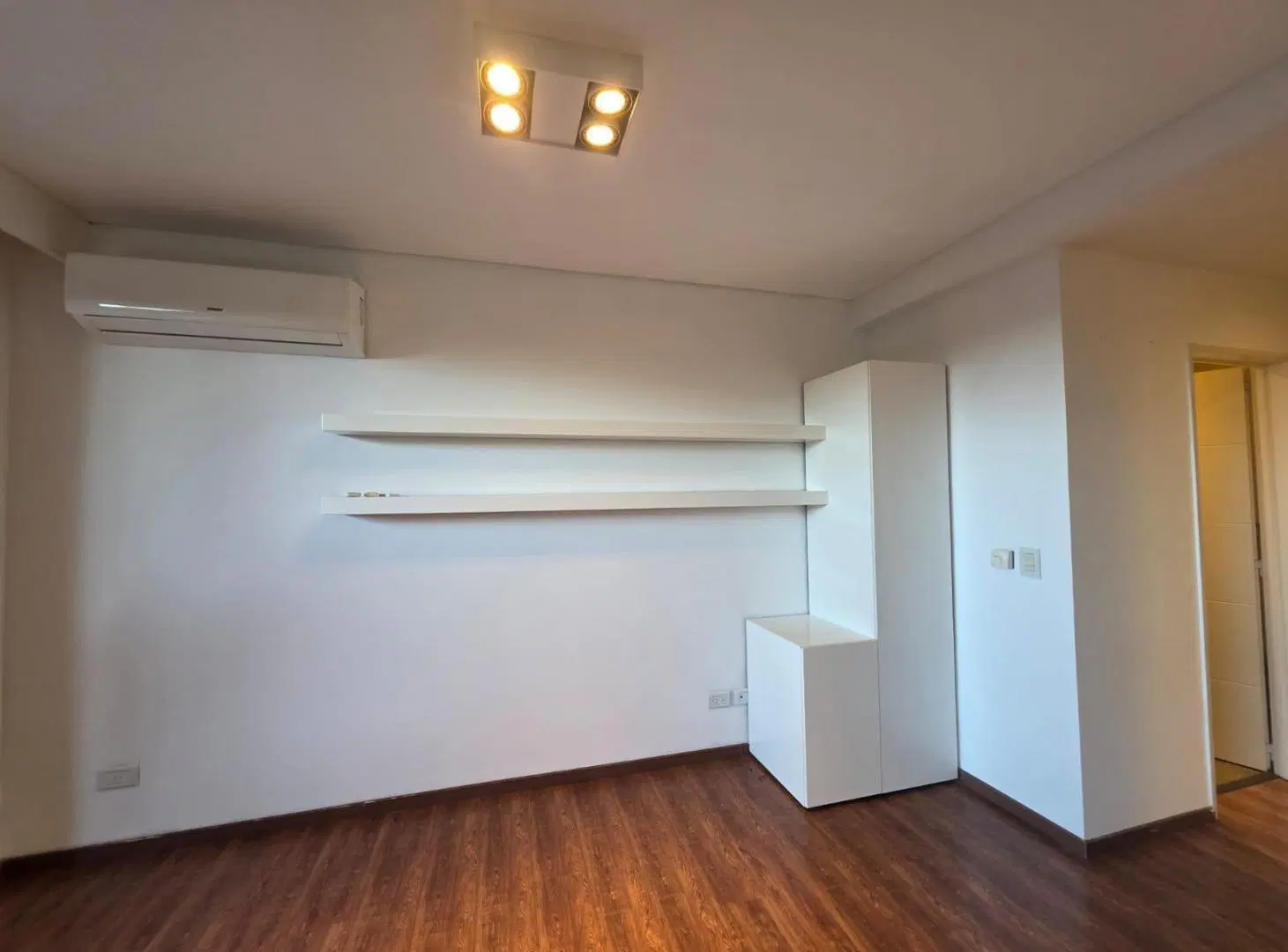 Alquiler Departamento Dos Ambientes PB con Jardín, Espigon Trece, Puerto Escondido, Nordelta 4