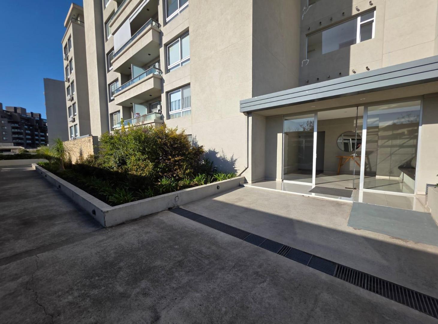 Foto de Alquiler Departamento Dos Ambientes PB con Jardín, Espigon Trece, imagen 2