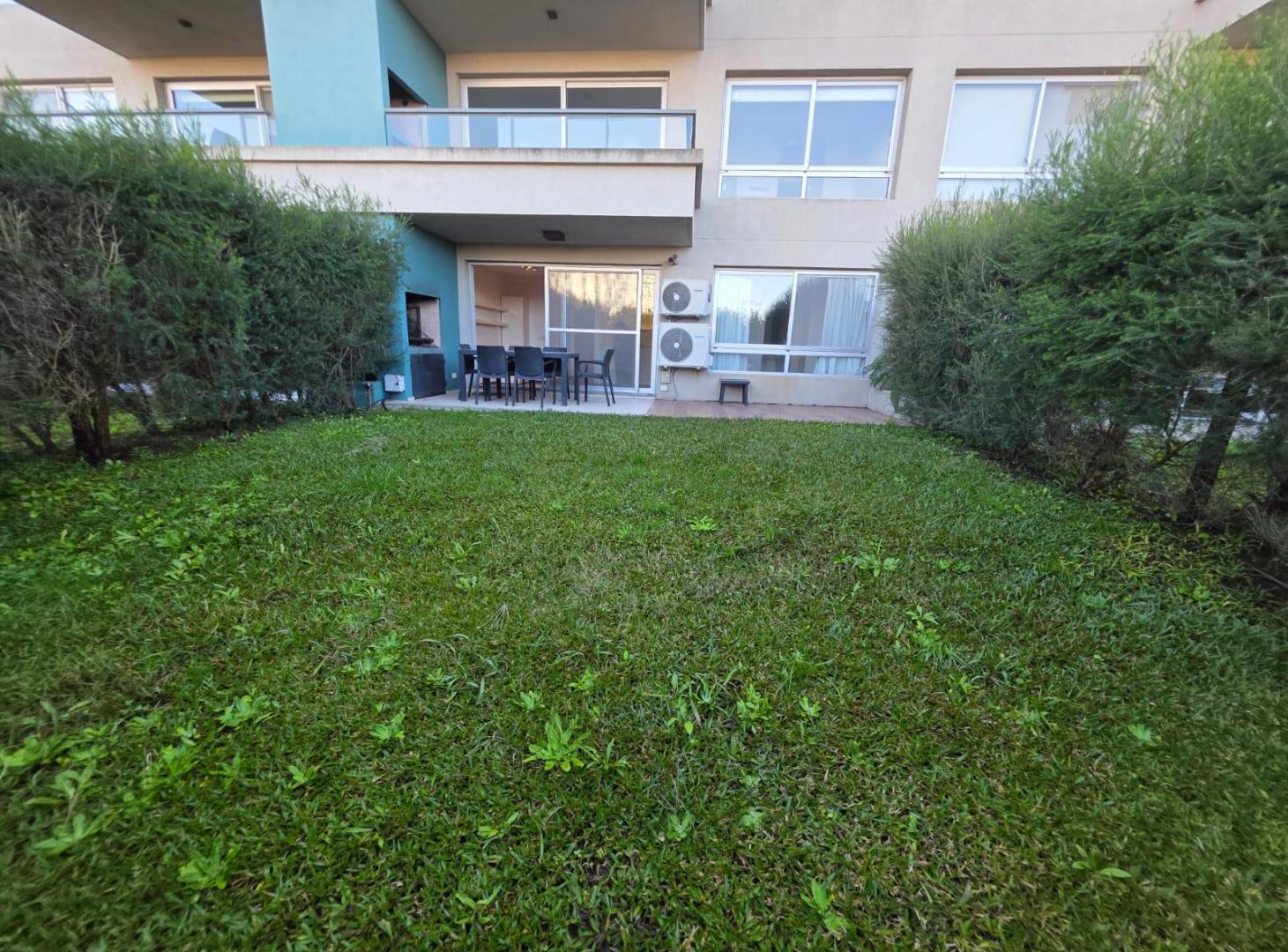 Venta Departamento Dos Ambientes PB con Jardín, Espigon Trece, Puerto Escondido, Nordelta