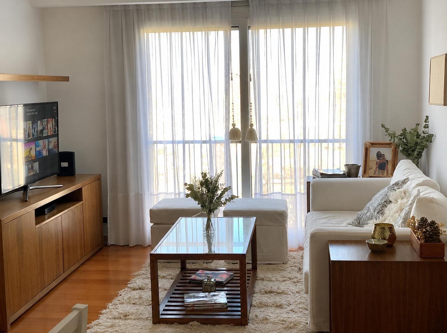 Foto de VENTA Luminoso departamento en Recoleta., imagen 1