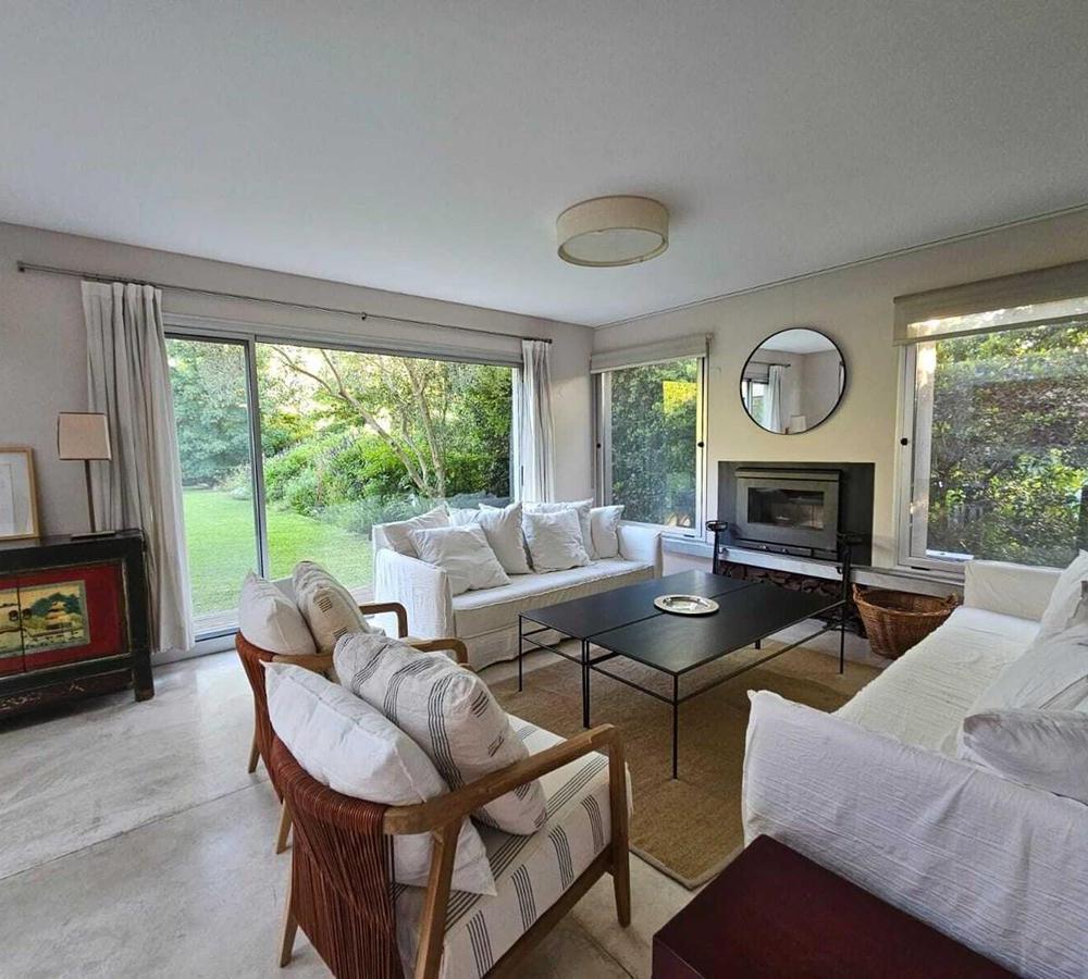 Foto de Casa en Alquiler en Talar del Lago 2, Corredor Bancalari, Gral, imagen 1