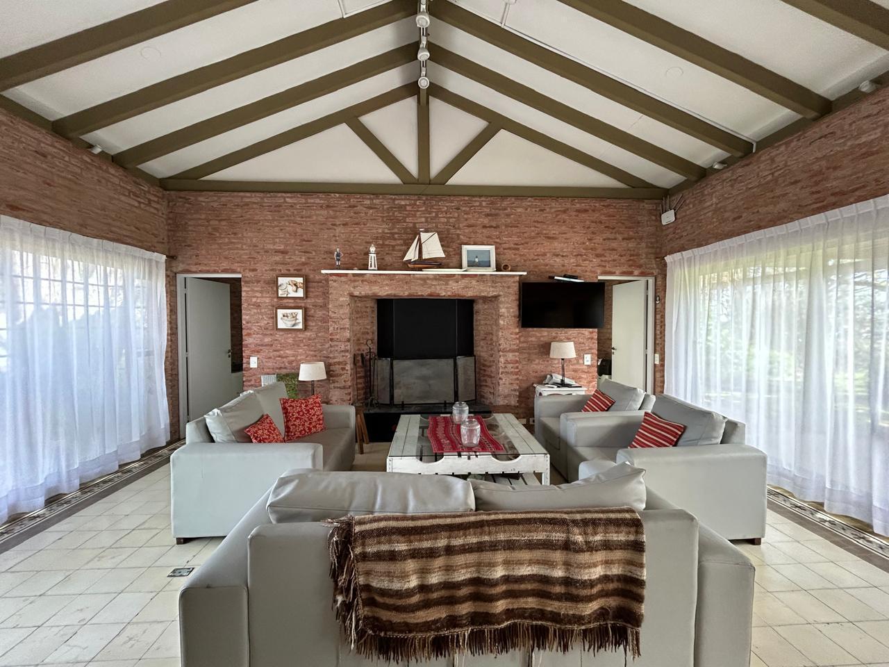 Foto de Casa en Alq. Temporario en Marayui, Mar Del Plata, General Pueyrredón, imagen 3