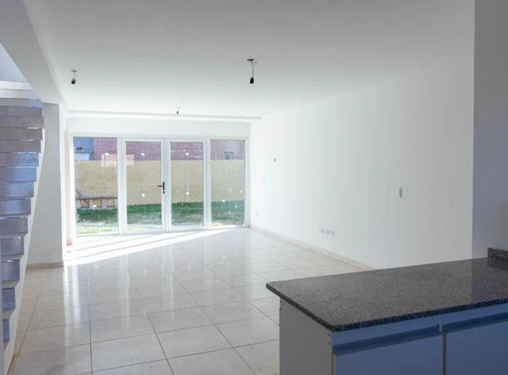ALQUILO DUPLEX CASA NEQUEN CAPITAL 1